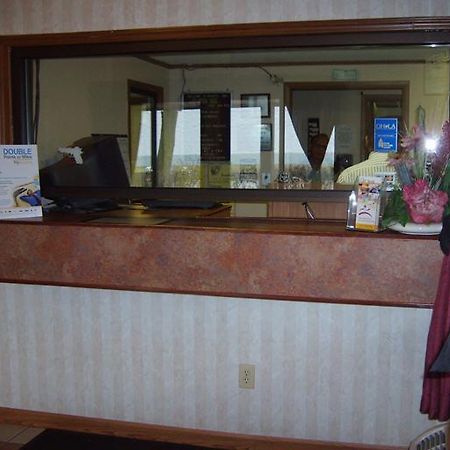 Budgetel Inn & Suites كولومبوس المظهر الداخلي الصورة